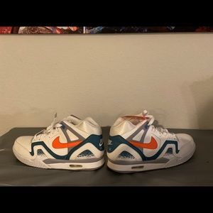 Nike Air Tech Challenge 2